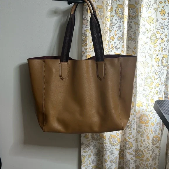 Coach Brown Leather Derby Tote with Dark Brown Straps and Burgundy interior - Picture 2 of 8